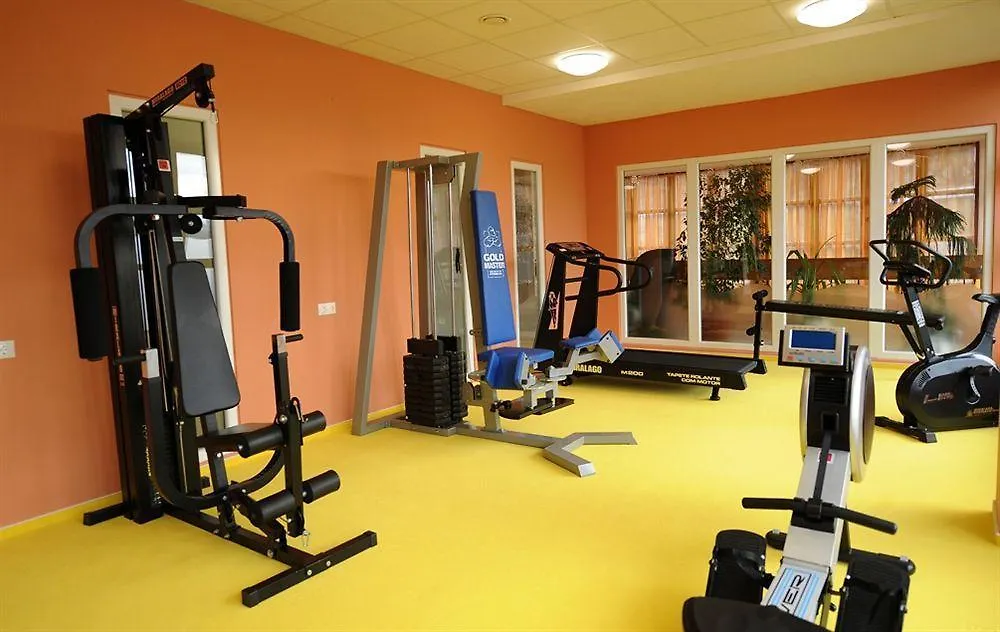 Hunguest Hotel Flora Eger 4*,